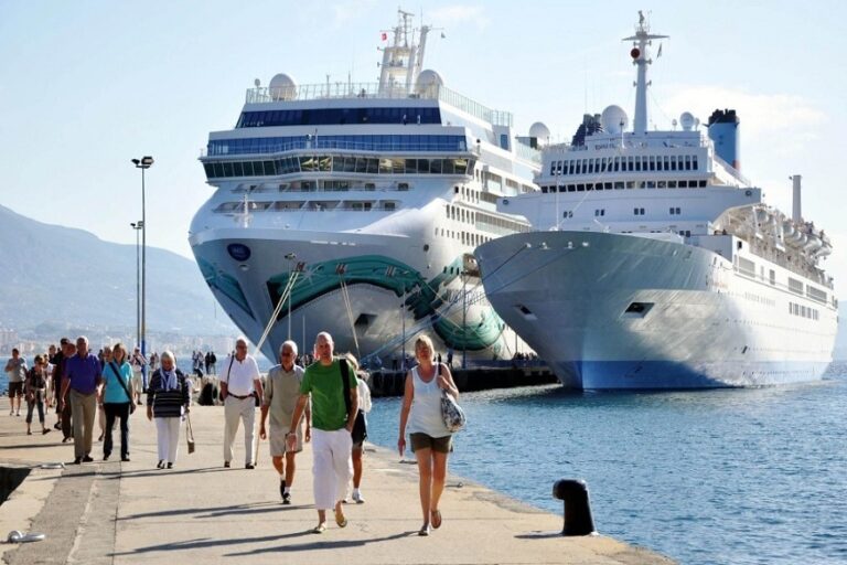 What Is Cruise Tourism